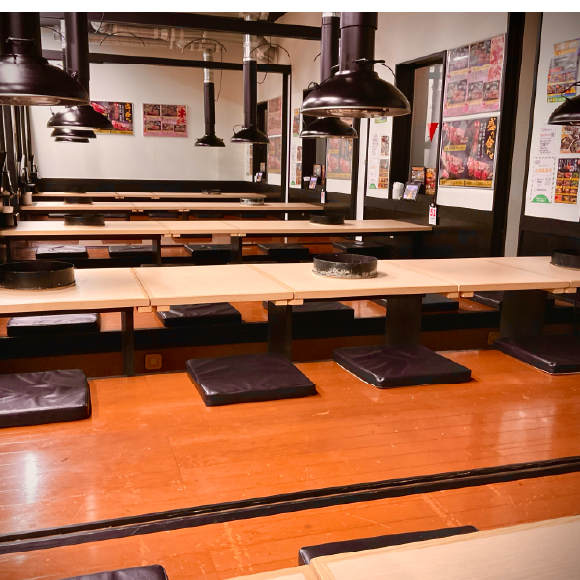 炭火焼肉 くたみや 薄場店