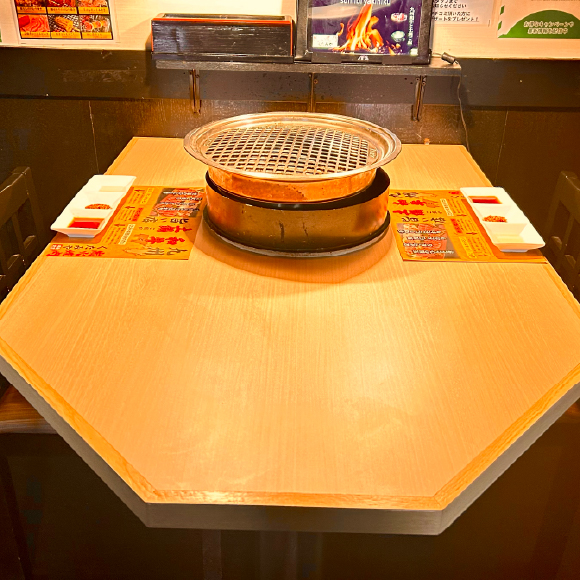 炭火焼肉 くたみや 薄場店